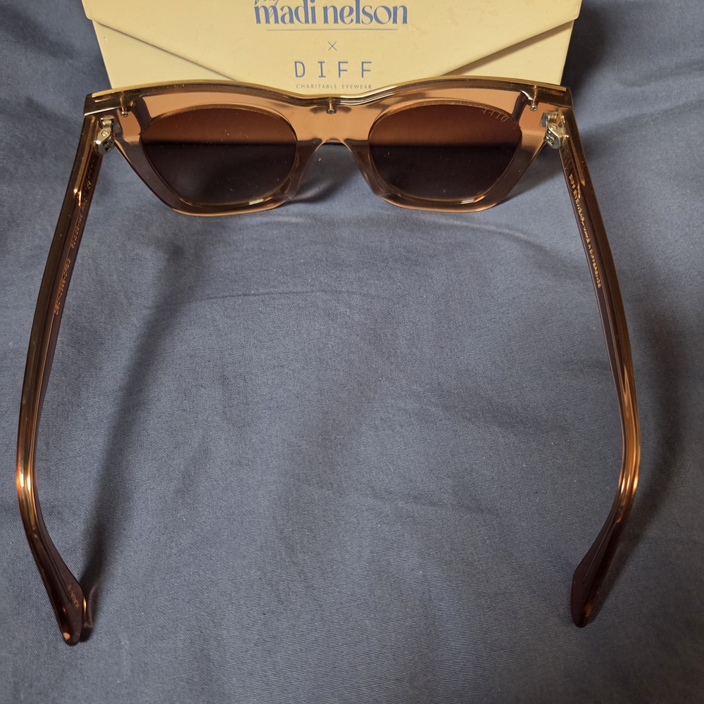 Diff Eyewear Madi Nelson Translucent Brown Frame … - image 5
